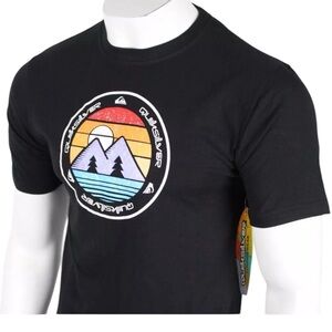 Quiksilver Men’s Black Mountain Graphic Tee with Circle Logo Design-Size Small